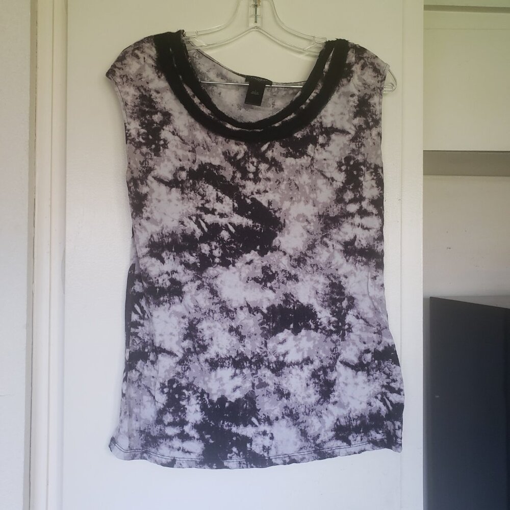 Ann Taylor Black and white Top Size Large